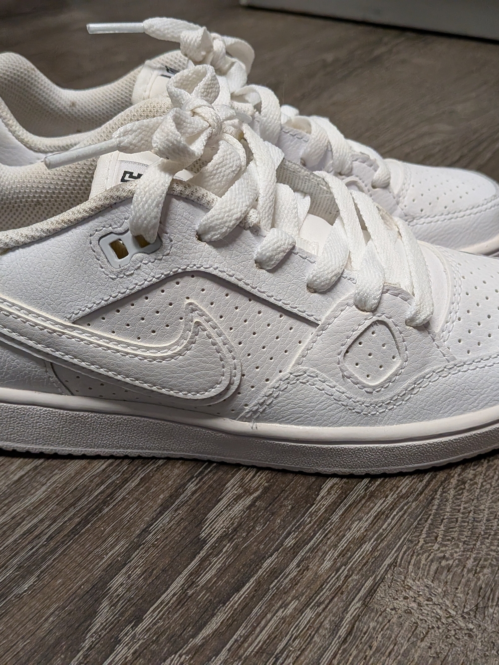 Nike Son Of Force Low-Top White Sneakers 5Y Youth